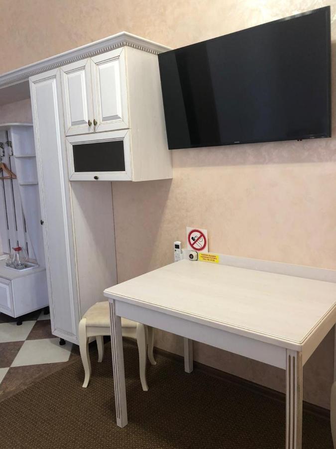 Гостиный Двор Надежда Hotel Khlibodarske Bagian luar foto